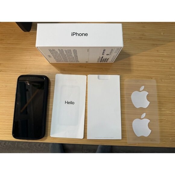 Apple iPhone XR 64GB Black Unlocked A1984 Excellent Condition Battery 79% - Picture 3 of 10